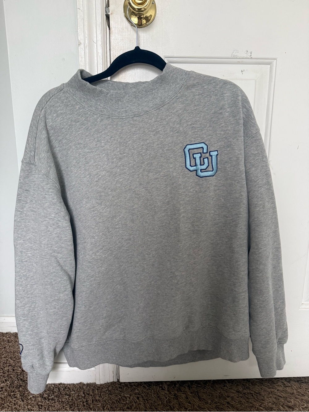 College Mockneck Sweatshirt